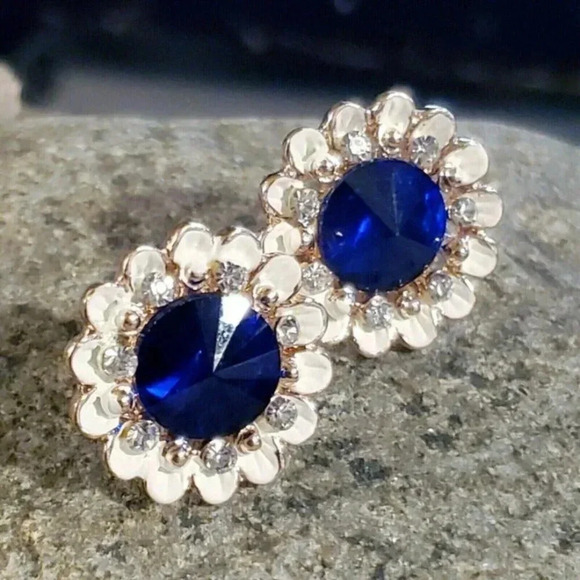 Sapphire Blue Lady Di Style Austrian Rivoli Crystal Earrings - Picture 10 of 12